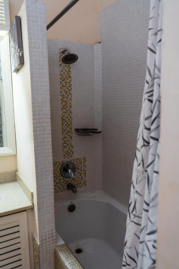 Smart Villa @ Richmond Екстер'єр фото